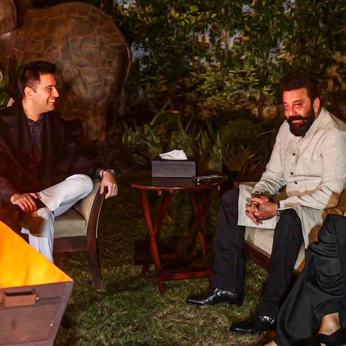 संजय दत्त से मिले राघव चड्ढा