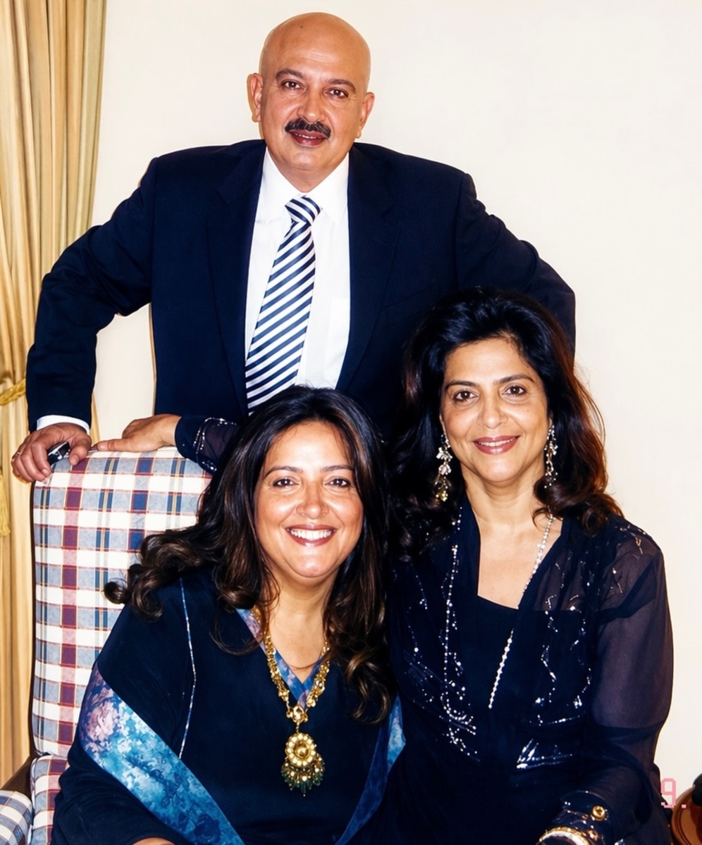 ऋतिक रोशन के पेरेंट्स की शादी को 55 साल पूरे