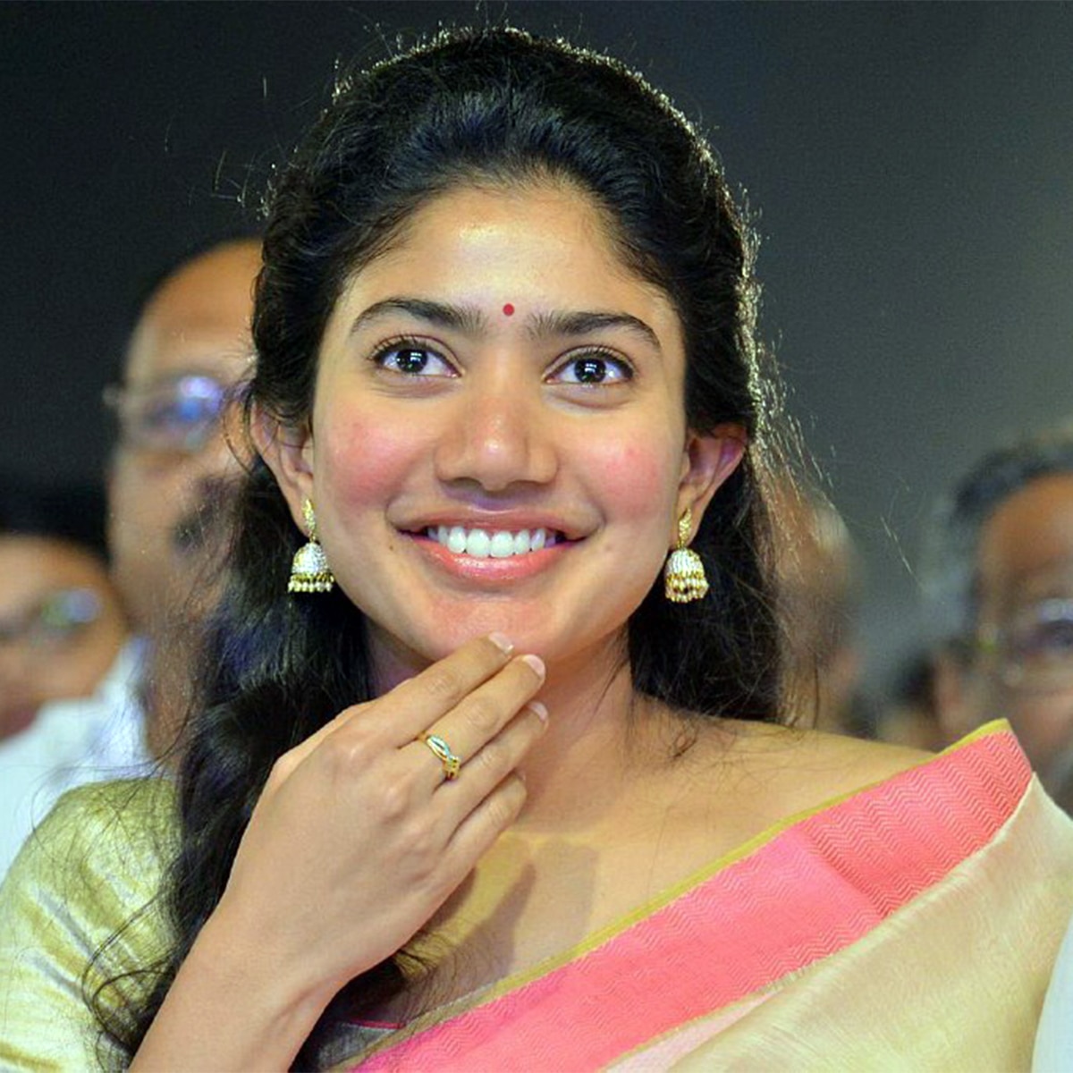 रामायण स्टार कास्ट फीस