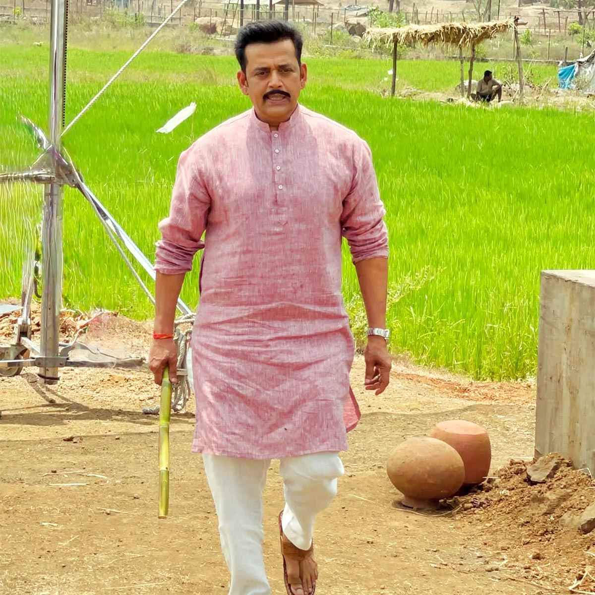 पत्नी के दीवाने हैं रवि किशन