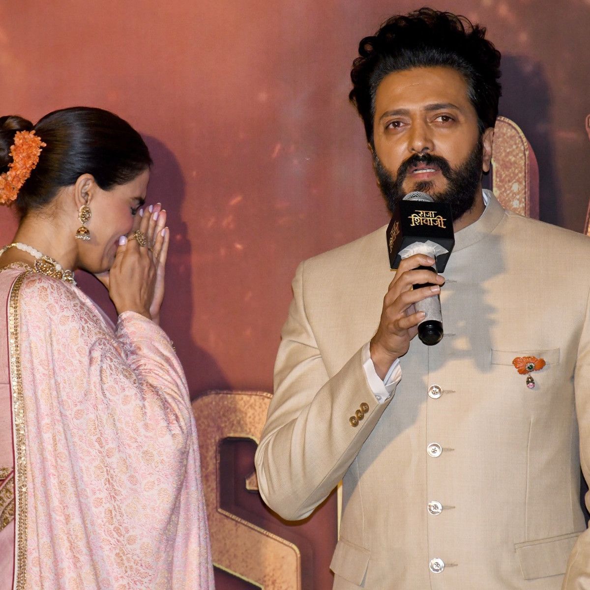 रो पड़े रितेश देशमुख और जेनेलिया डिसूजा