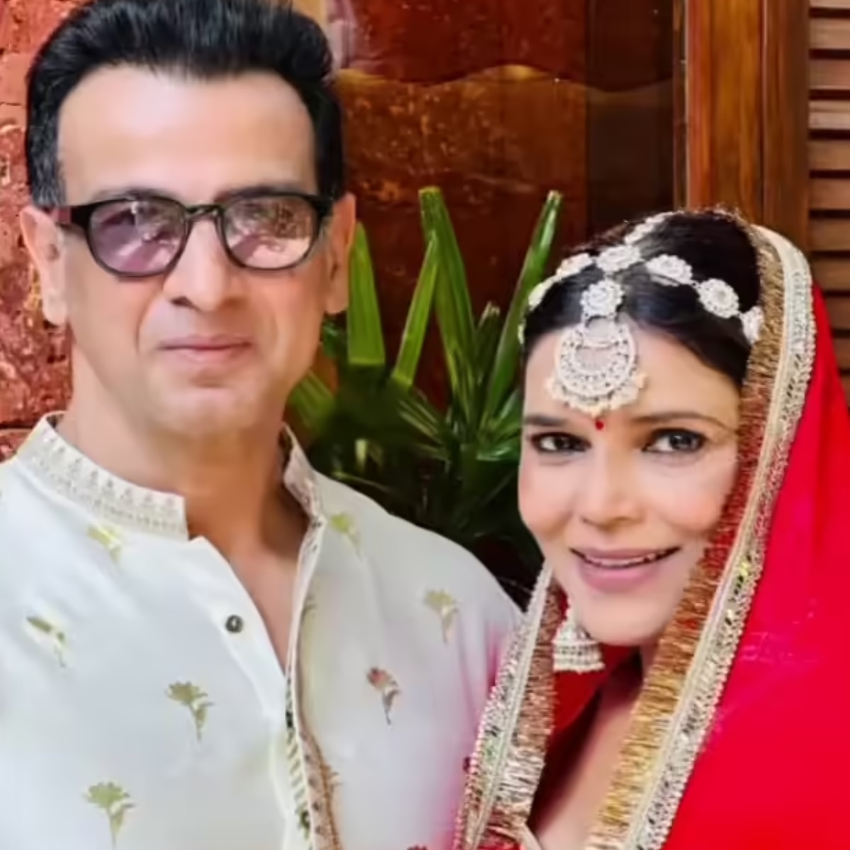 रोनित रॉय, नीलम सिंह