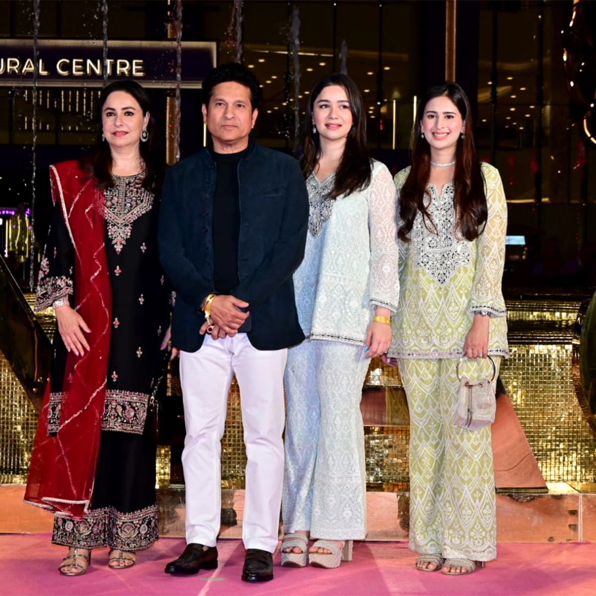 सचिन तेंदुलकर की बेटी-बहू ने लूटी लाइमलाइट