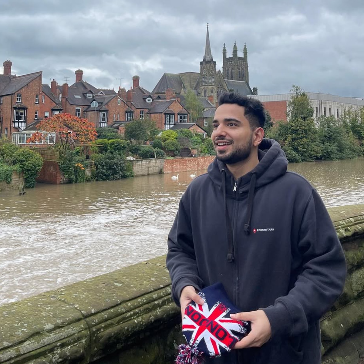 विवाद के बाद रोते रहे समय रैना