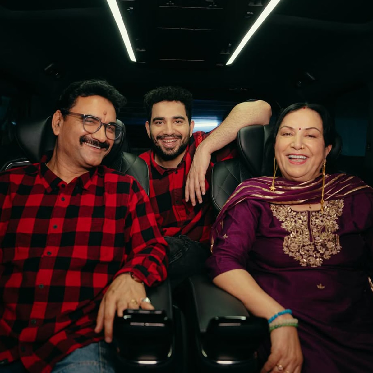 विवाद के बाद रोते रहे समय रैना