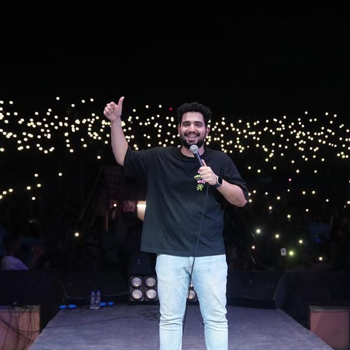 करोड़ों में कमाई करते हैं समय रैना