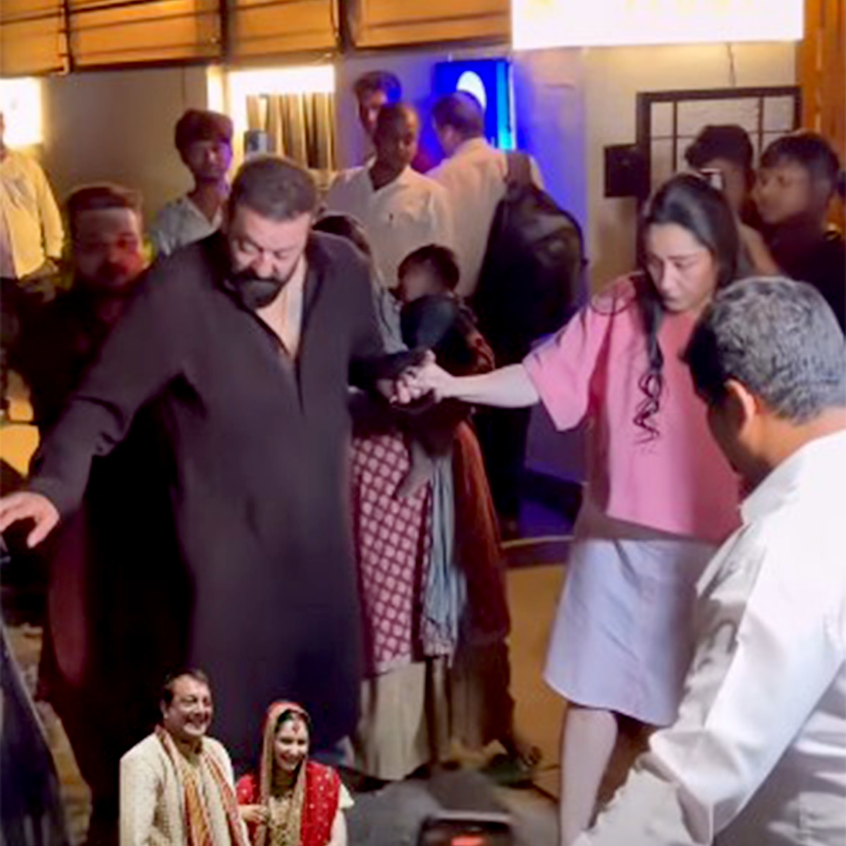 संजय दत्त के जुड़वां बच्चों ने लूटी महफिल