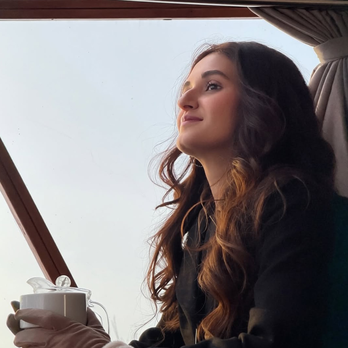 शक्ति मोहन के साथ रिश्तेदार ने की छेड़छाड़