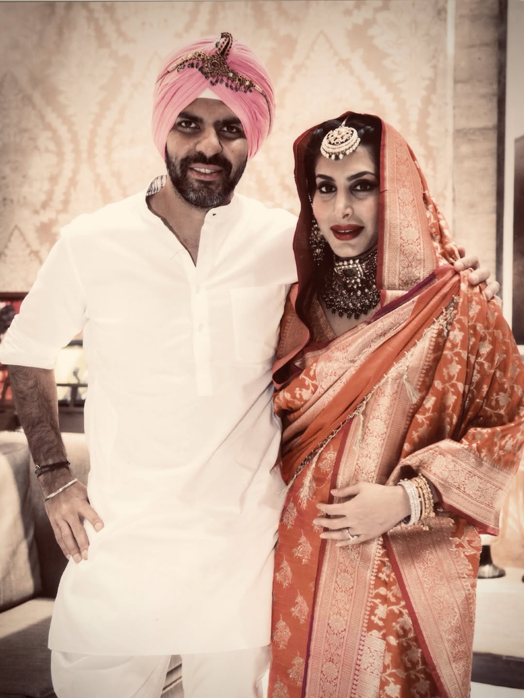 Karisma kapoor ex husband