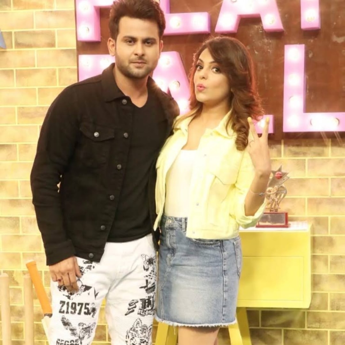 सुगंधा मिश्रा-संकेत भोसले की लव स्टोरी