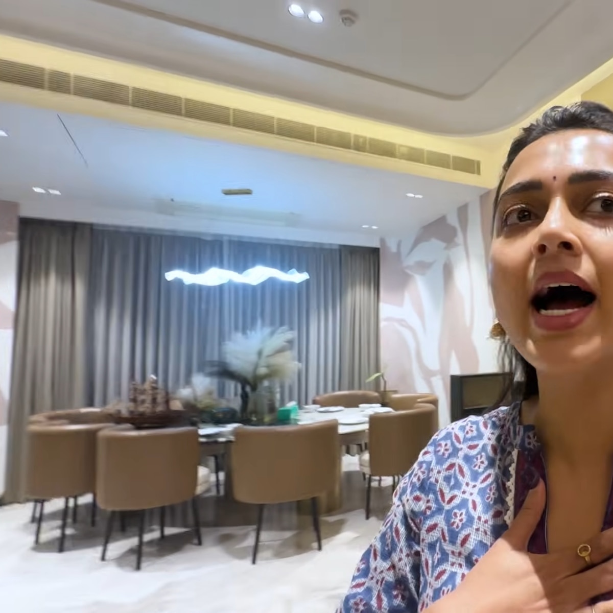 राज महल से कम नहीं तेजस्वी प्रकाश का घर