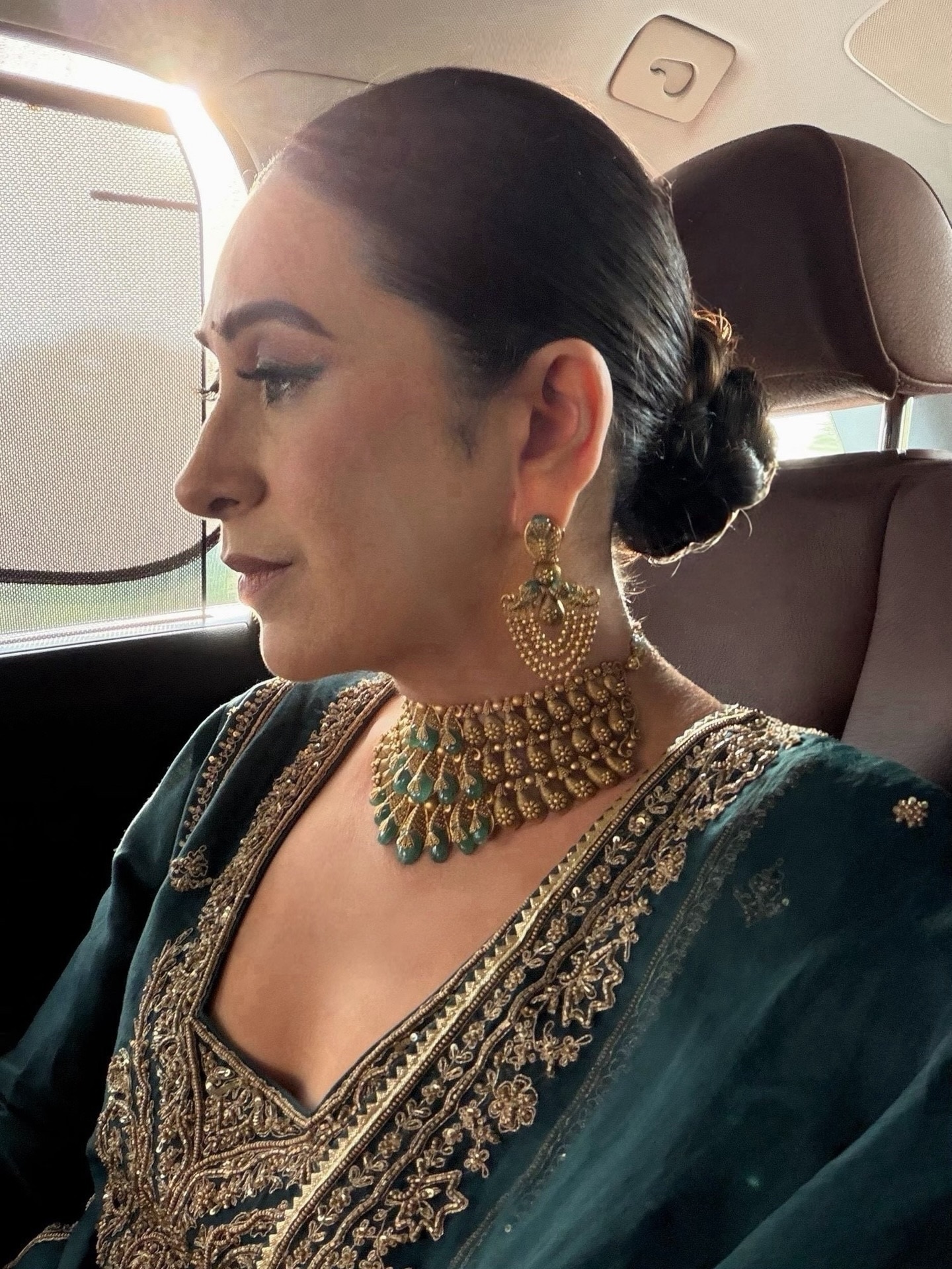Karisma Kapoor chokar