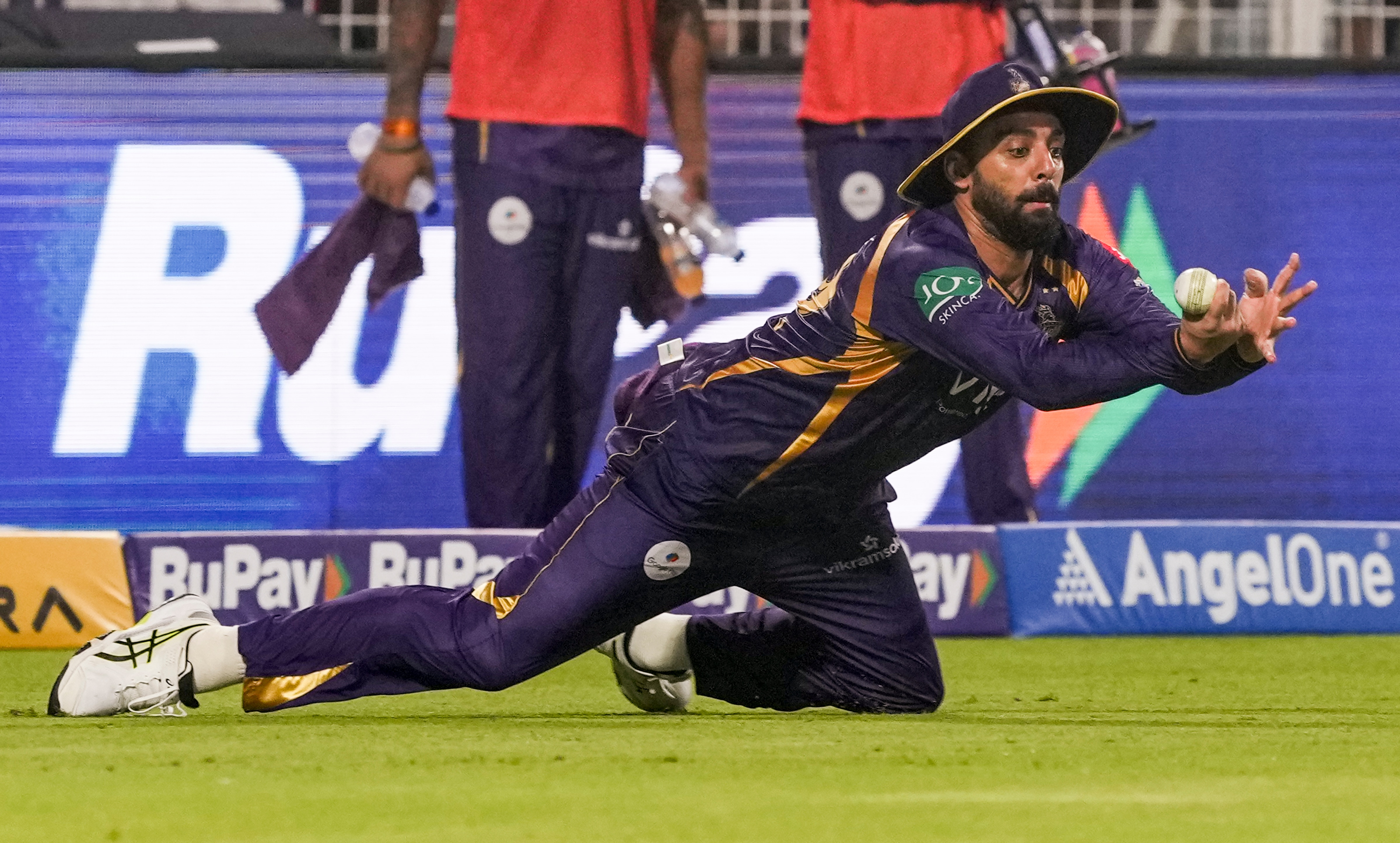 IPL 2026 flop players varun 