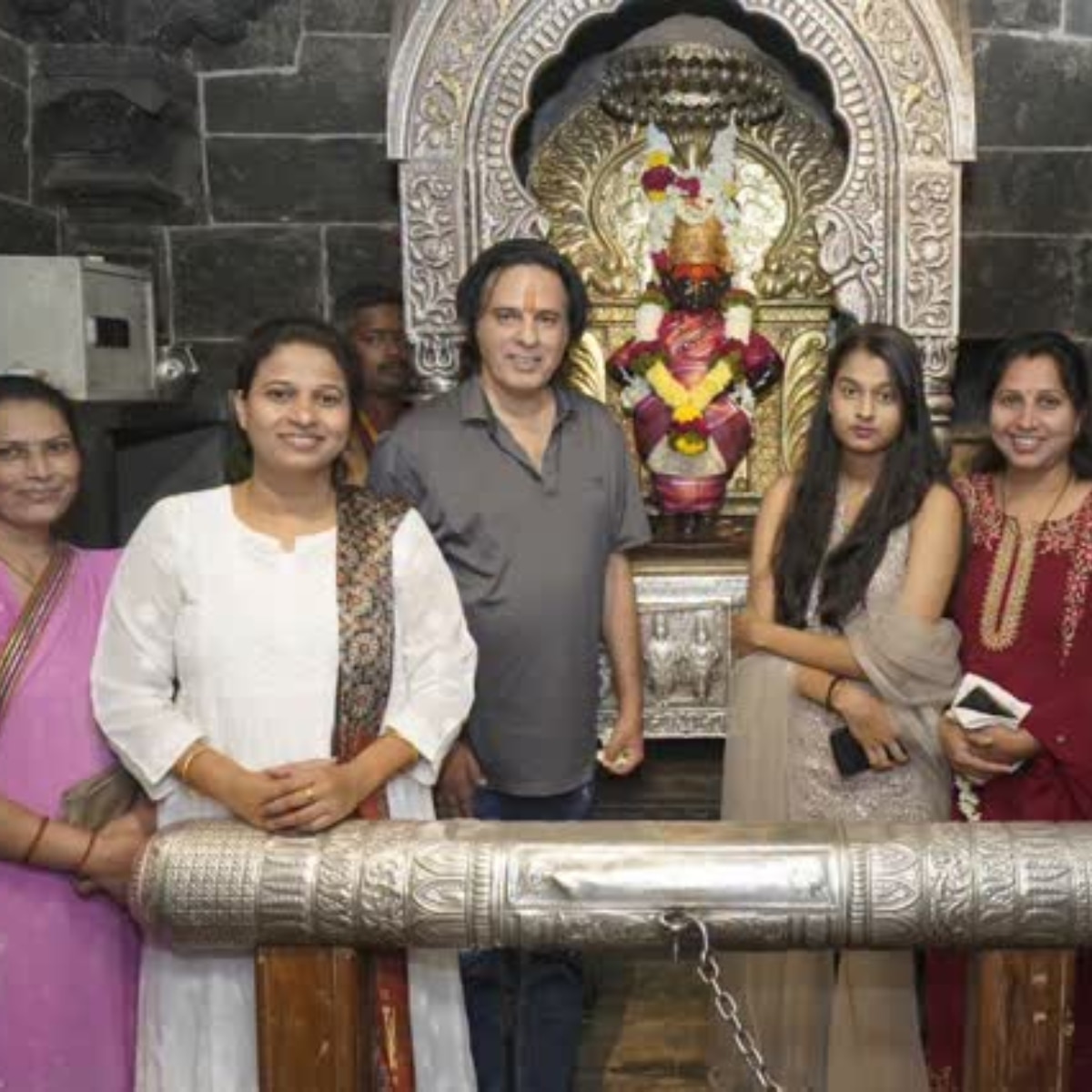 कौन हैं राहुल रॉय की रील पार्टनर?