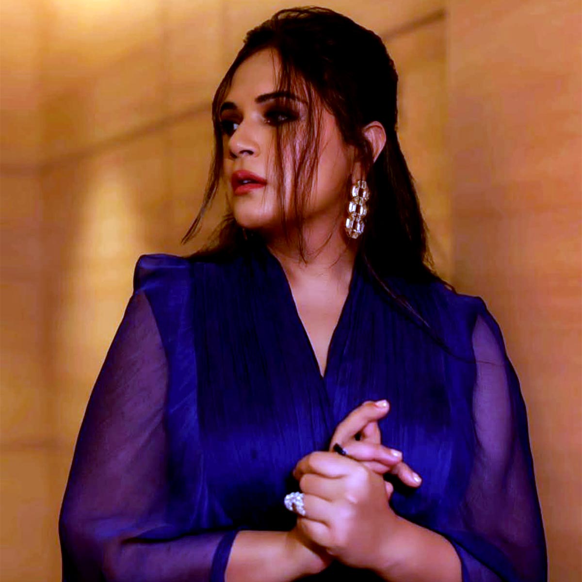 एक्ट्रेसेस ने प्रेग्नेंसी में किया काम