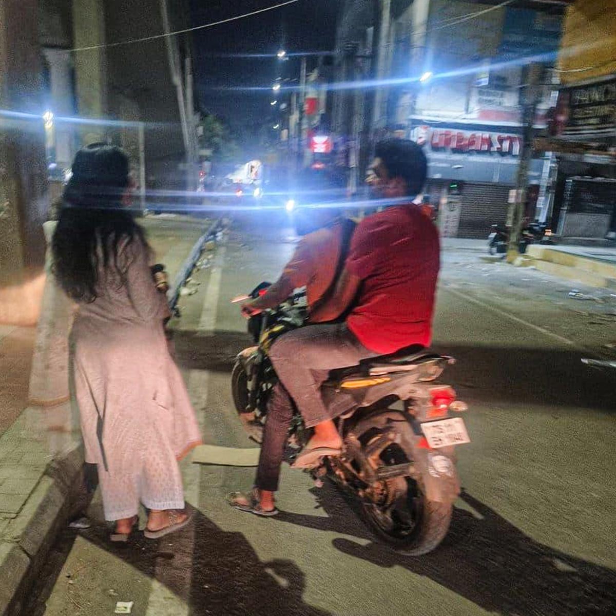 सादे कपड़ों में आईपीएस बी सुमति 