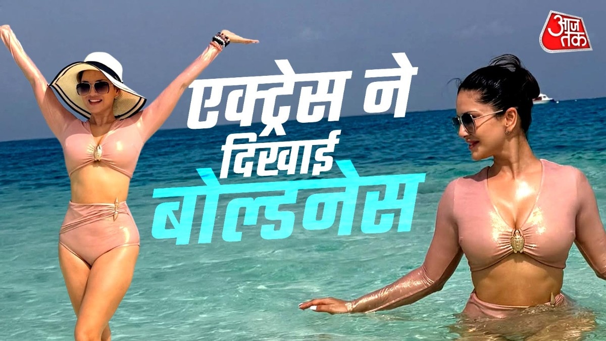 Sunny Leone bikini photos