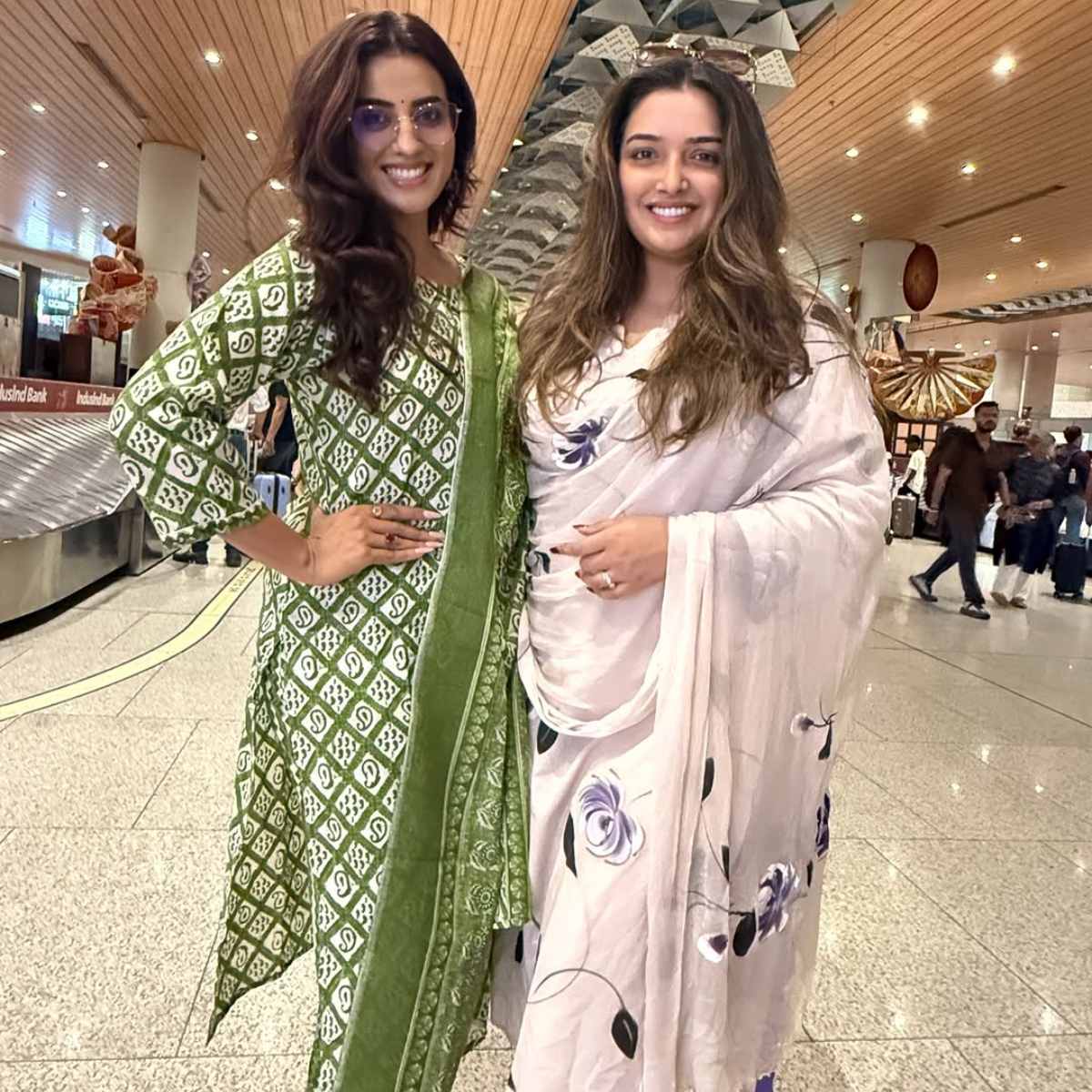 Aamrapali Dubey akshara singh 