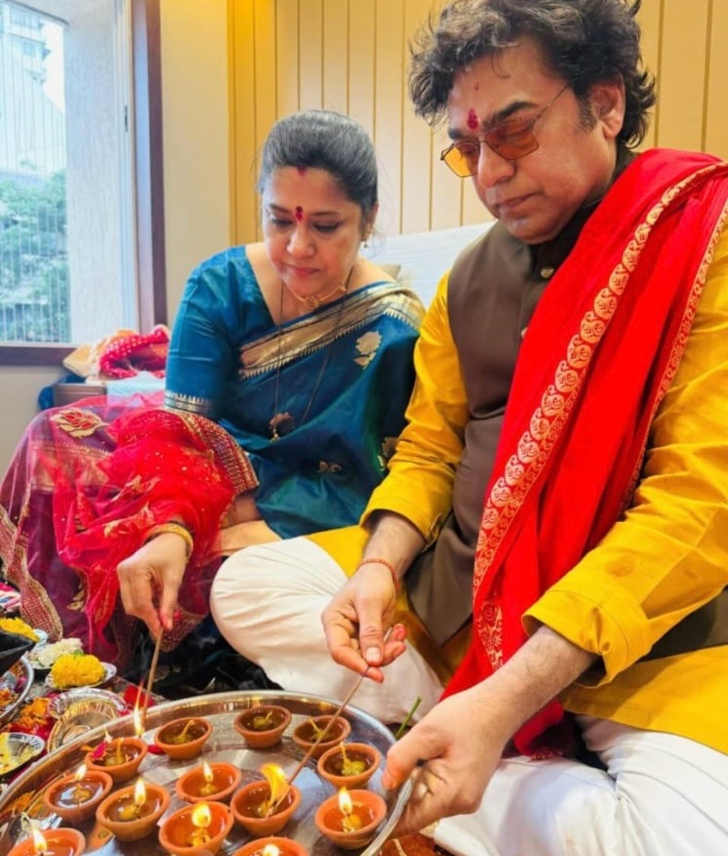 आशुतोष राणा-रेणुका शहाणे ने फिर लिए सात फेरे