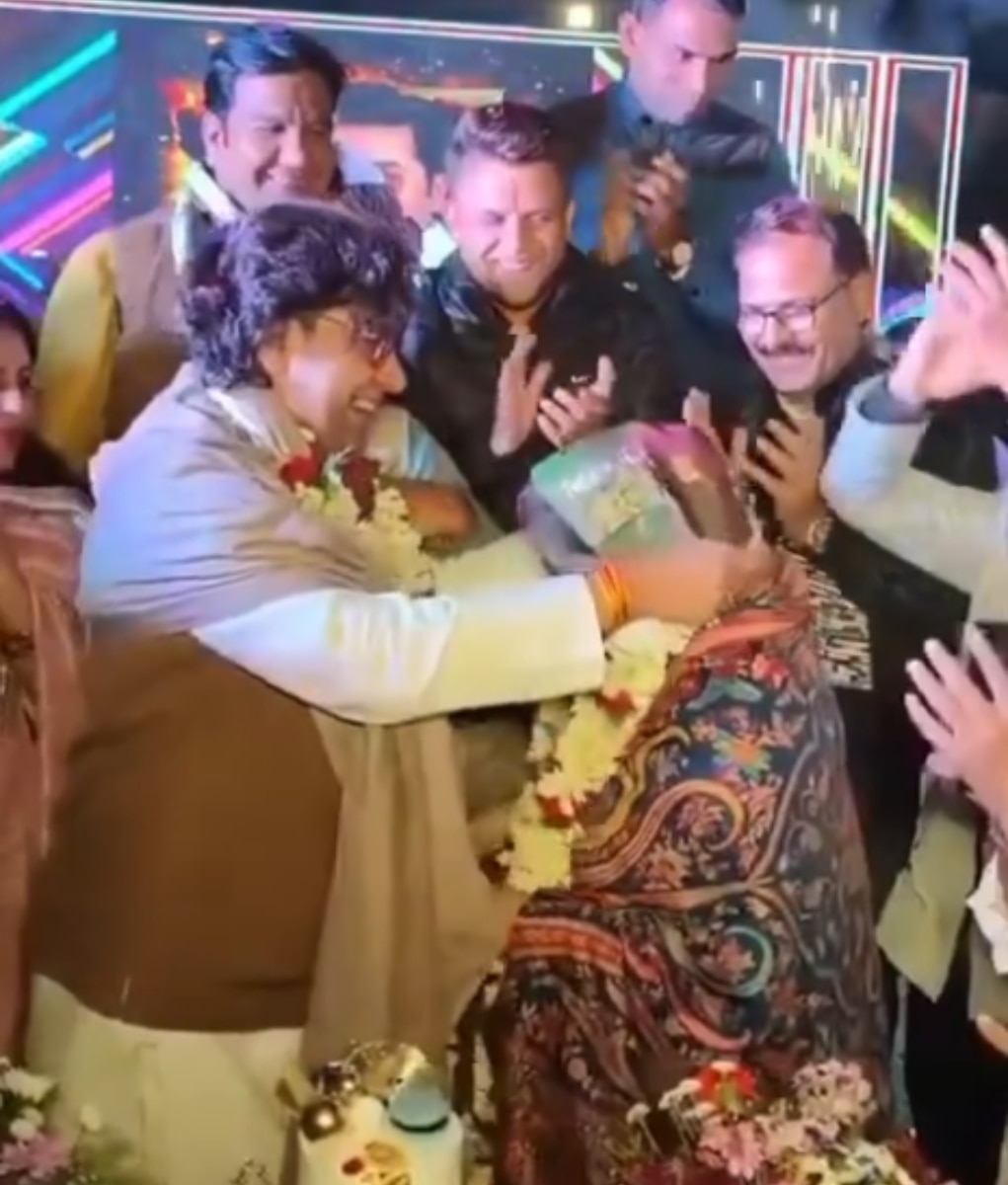 आशुतोष राणा-रेणुका शहाणे ने फिर लिए सात फेरे