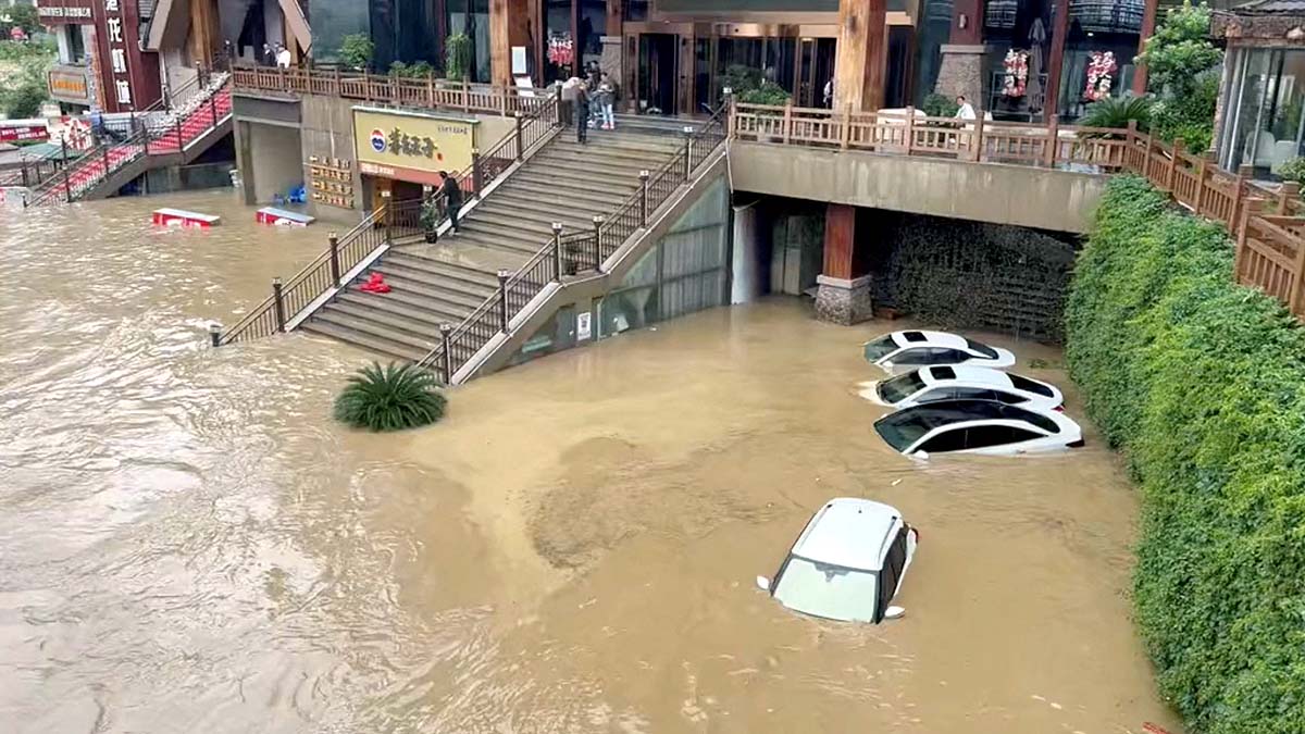  China Floods Earthquake 
