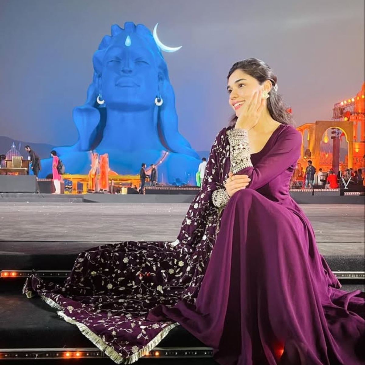 शिव में गहरी आस्था रखती हैं ईशा सिंह
