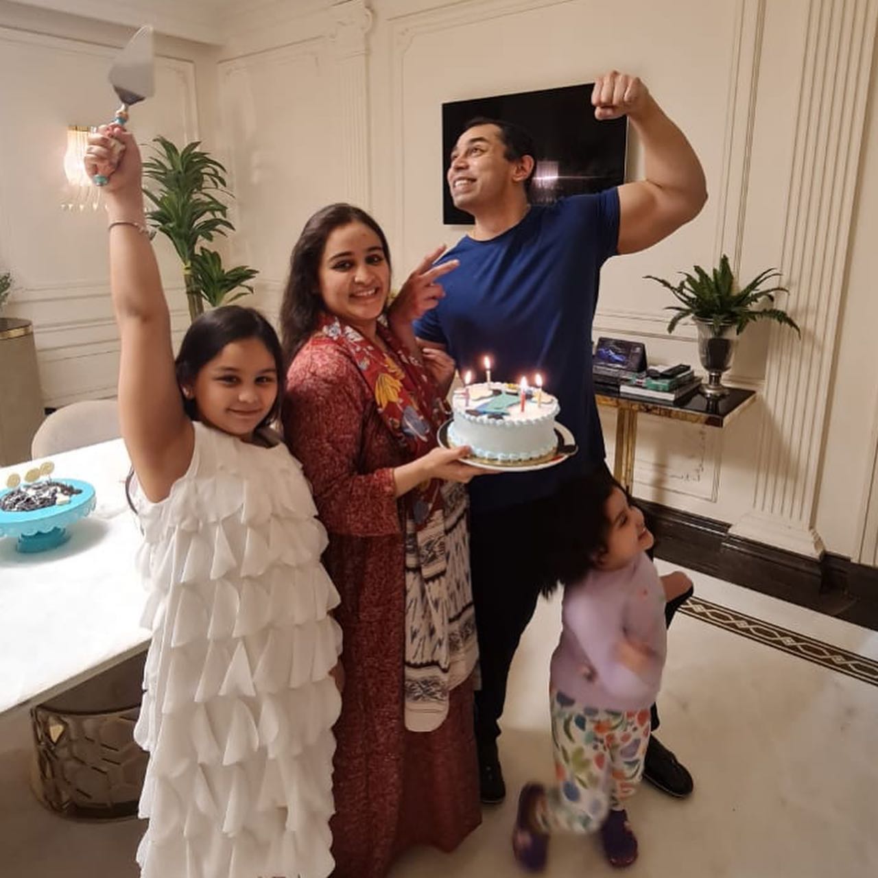 prateek-yadav-aparna-yadav-love-story-marriage-controversy-life-journey-photos