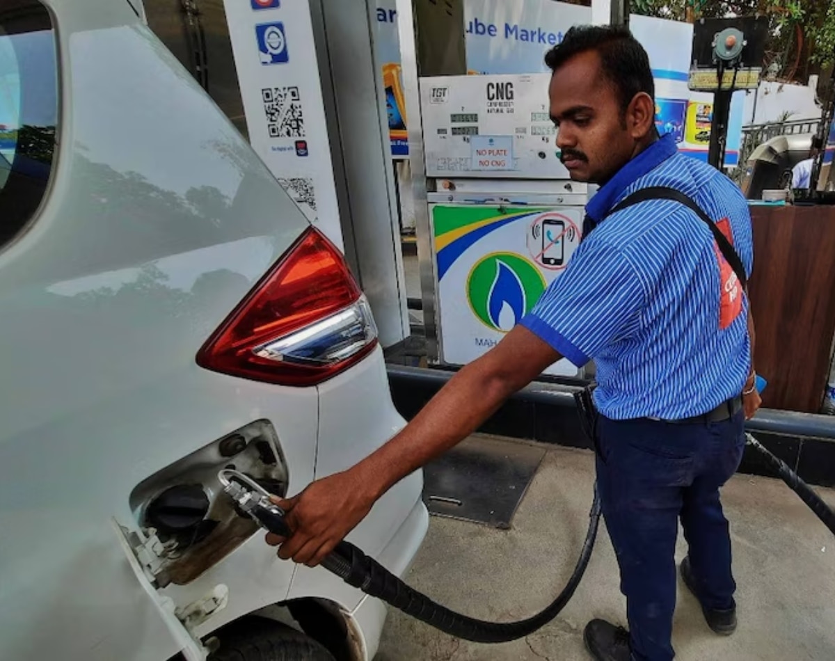 चौथा: CNG की कीमत बढ़ी 