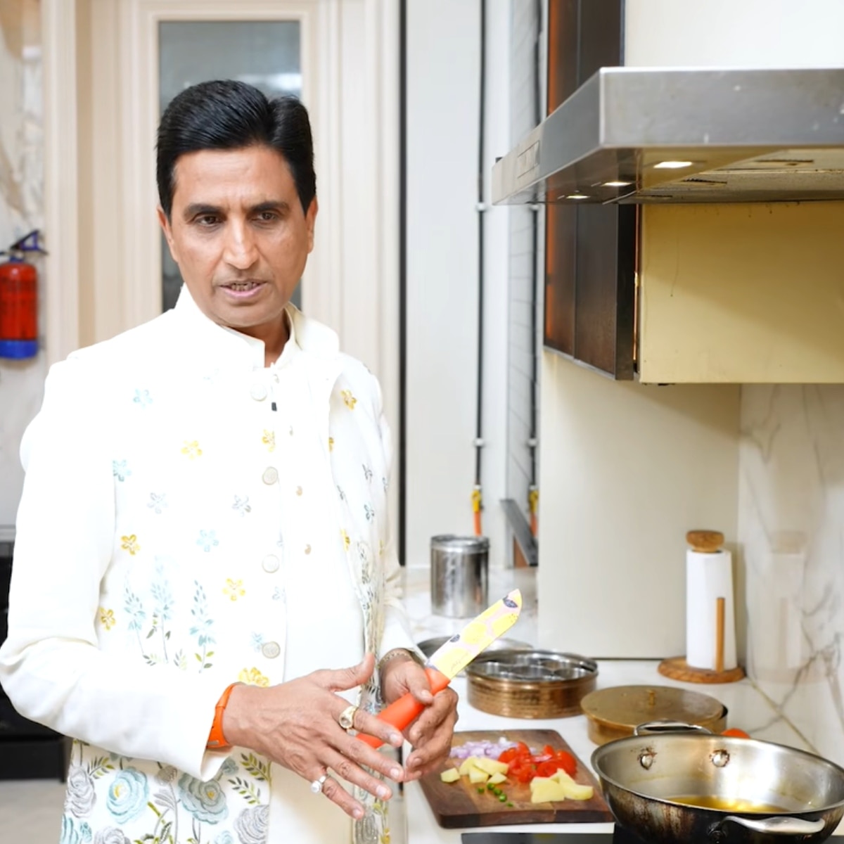 Kumar Vishwas