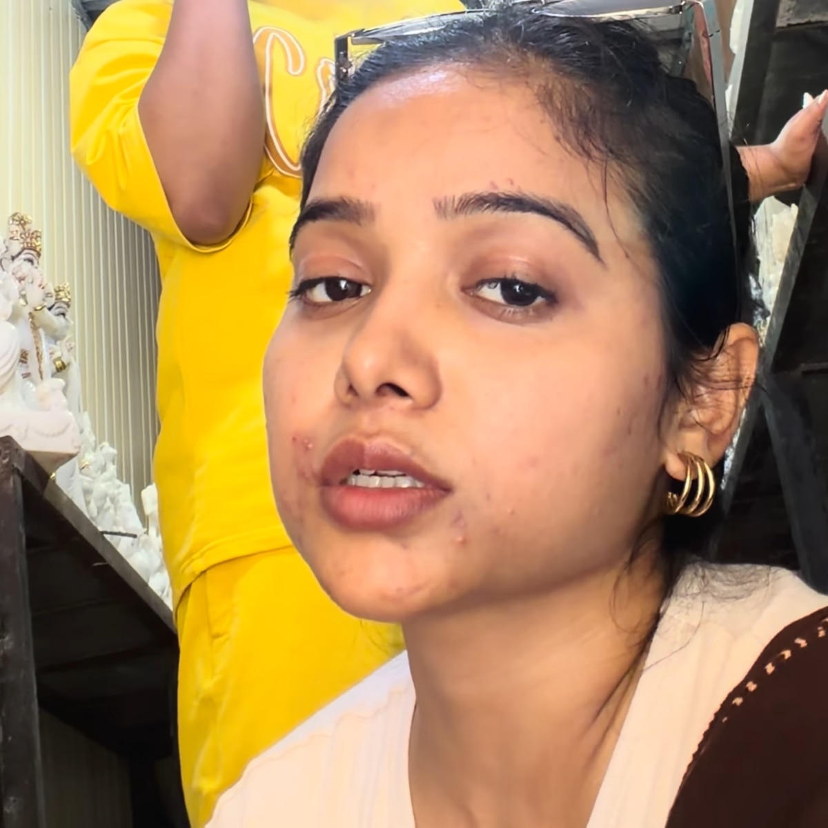 एक साल से बन रहा मनीषा रानी का घर, हुईं परेशान