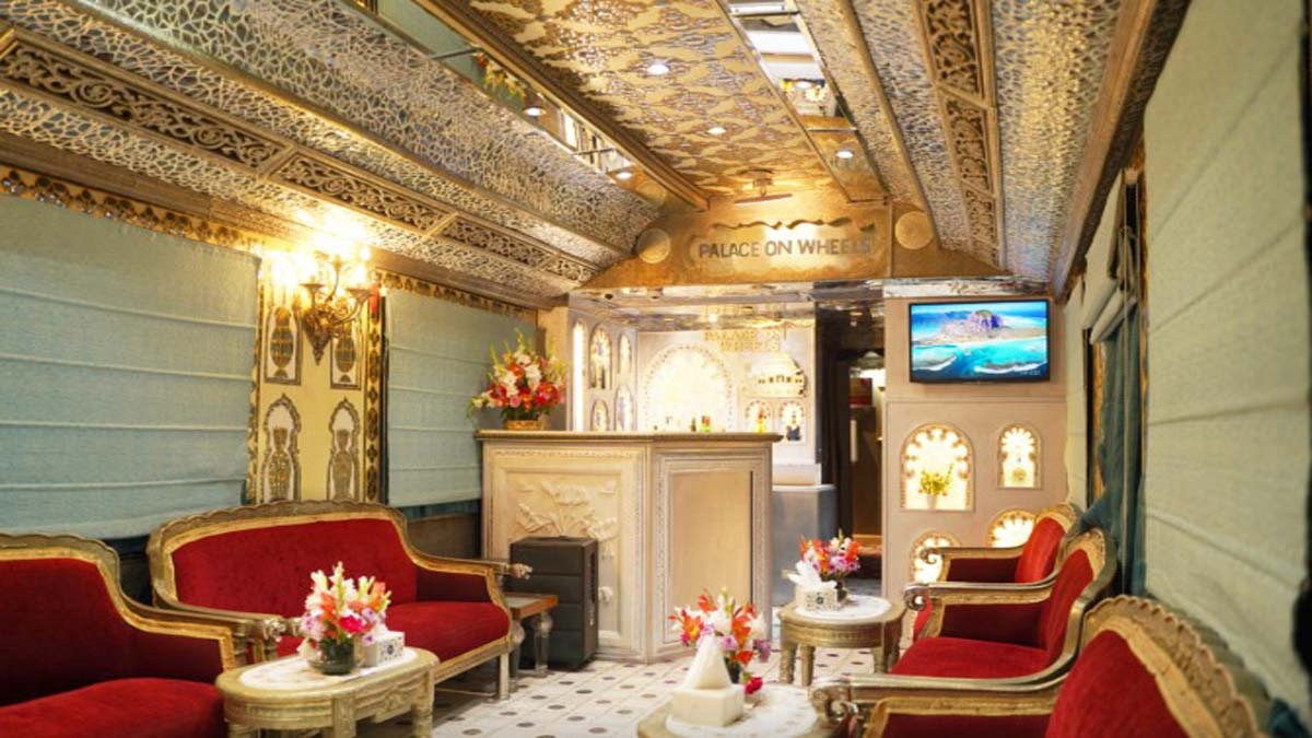 Palace on wheels Train Coach (palaceonwheels.rajasthan.gov.in)