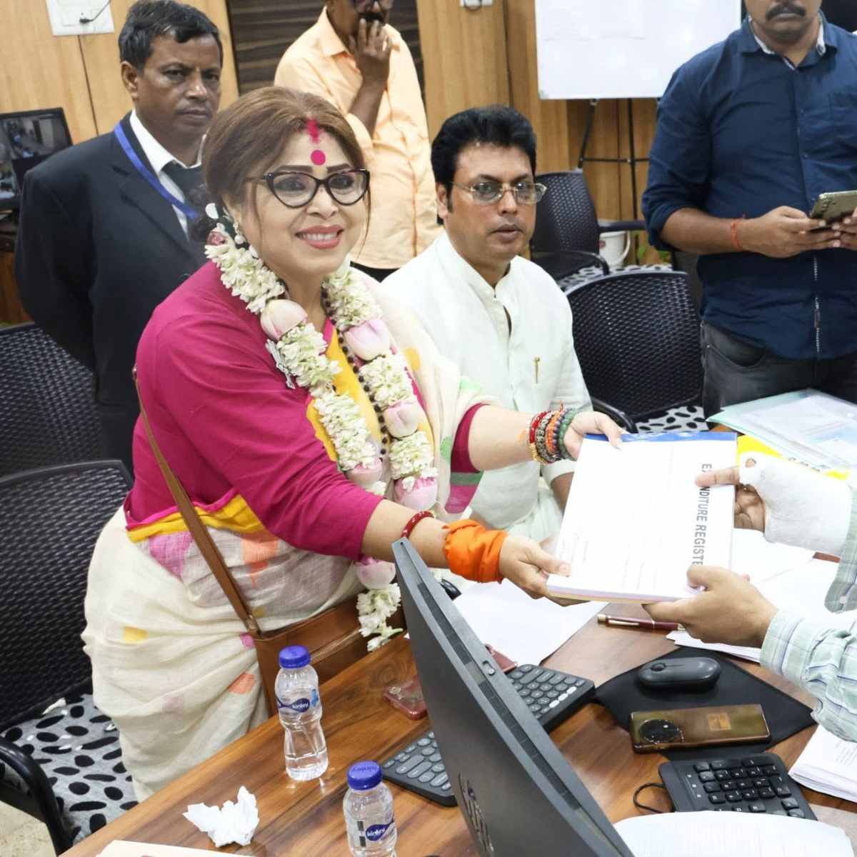 पापिया डे अधिकारी
