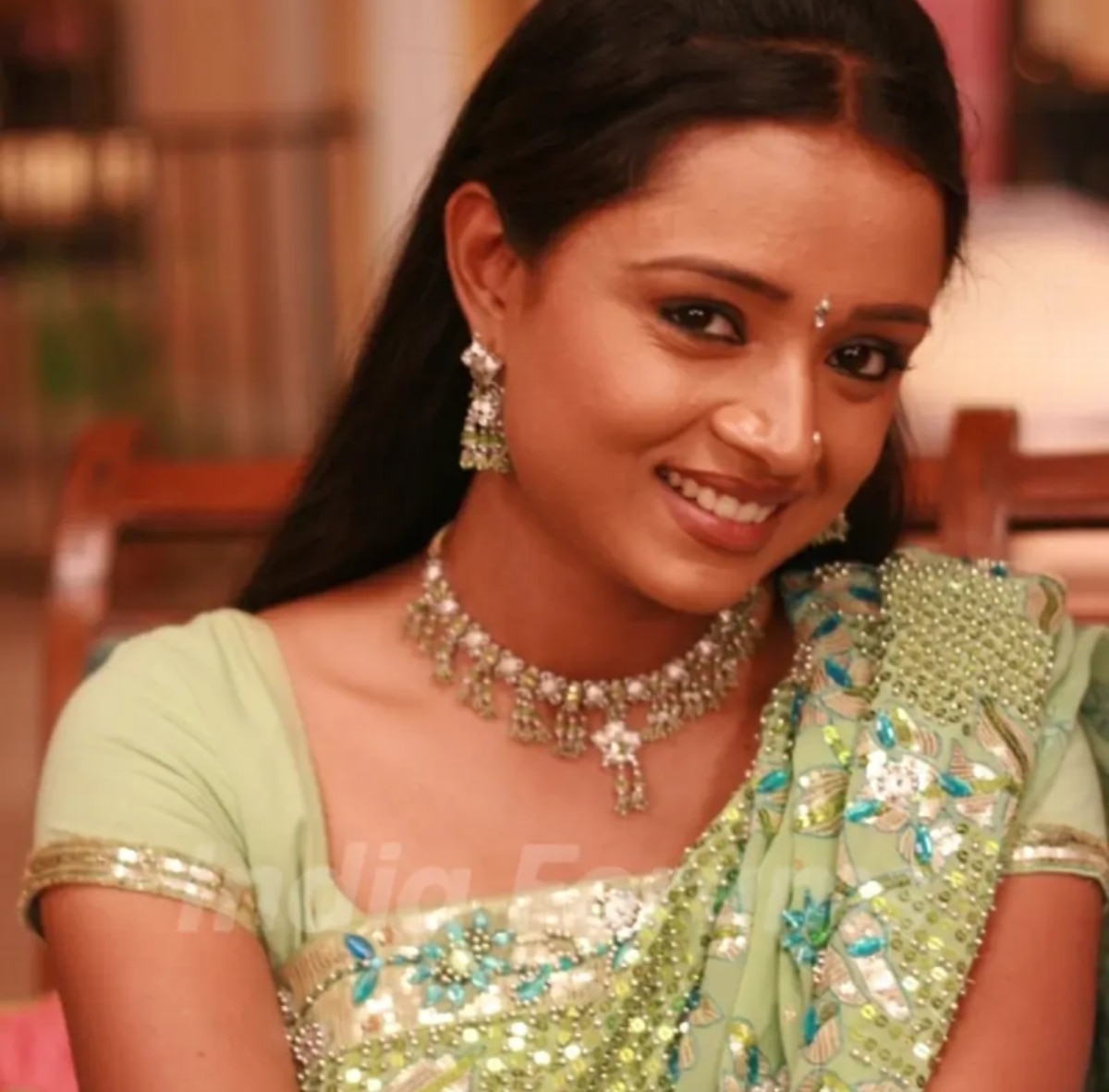 Parul Chauhan का छलका दर्द
