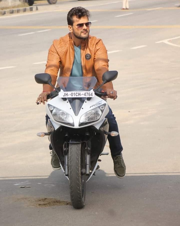 खेसारी लाल यादव