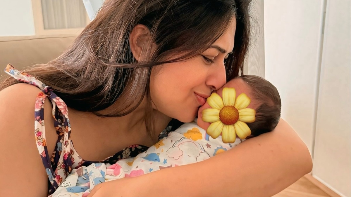 Divyanka Tripathi twin kids