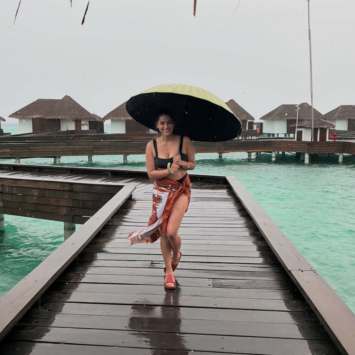 archana puran daughter in laws slayed in bikini 