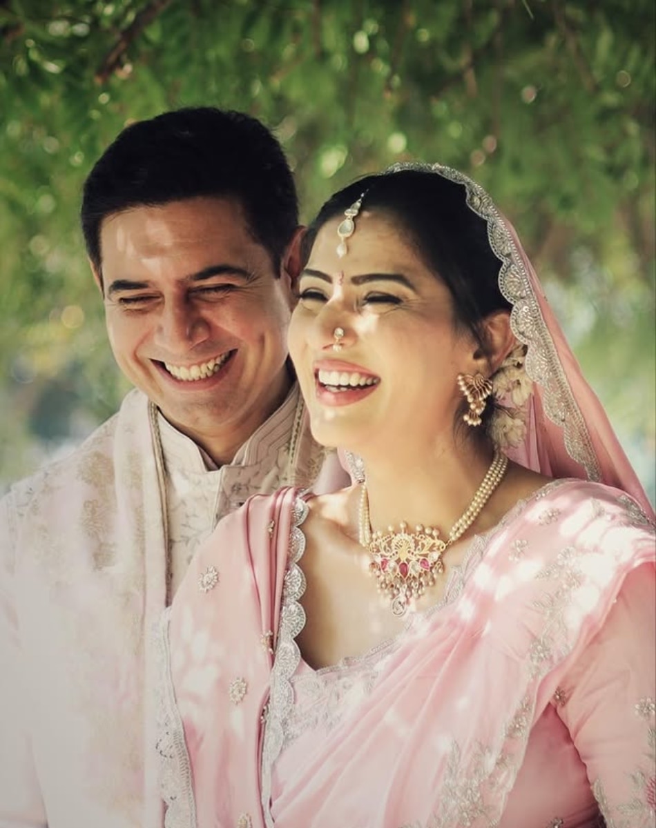 Ashlesha sawant sandeep baswana love wedding story
