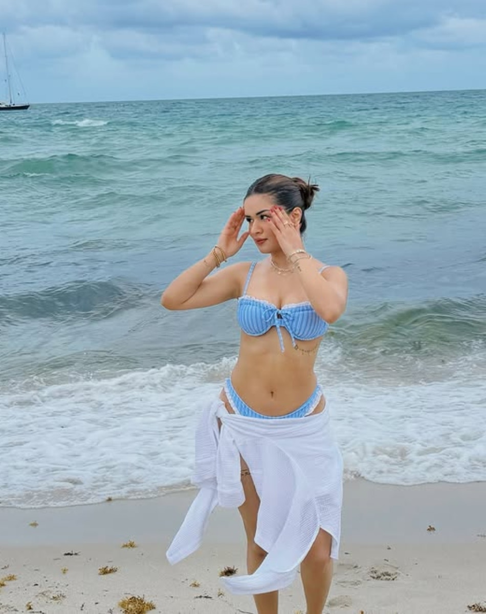 Avneet kaur bikini photos
