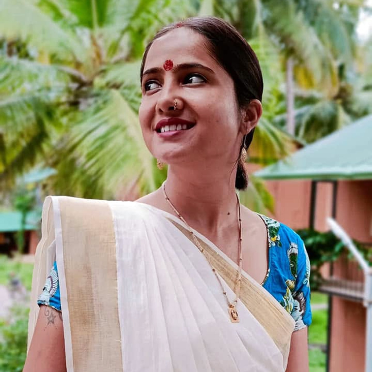 दिपाली सहाय