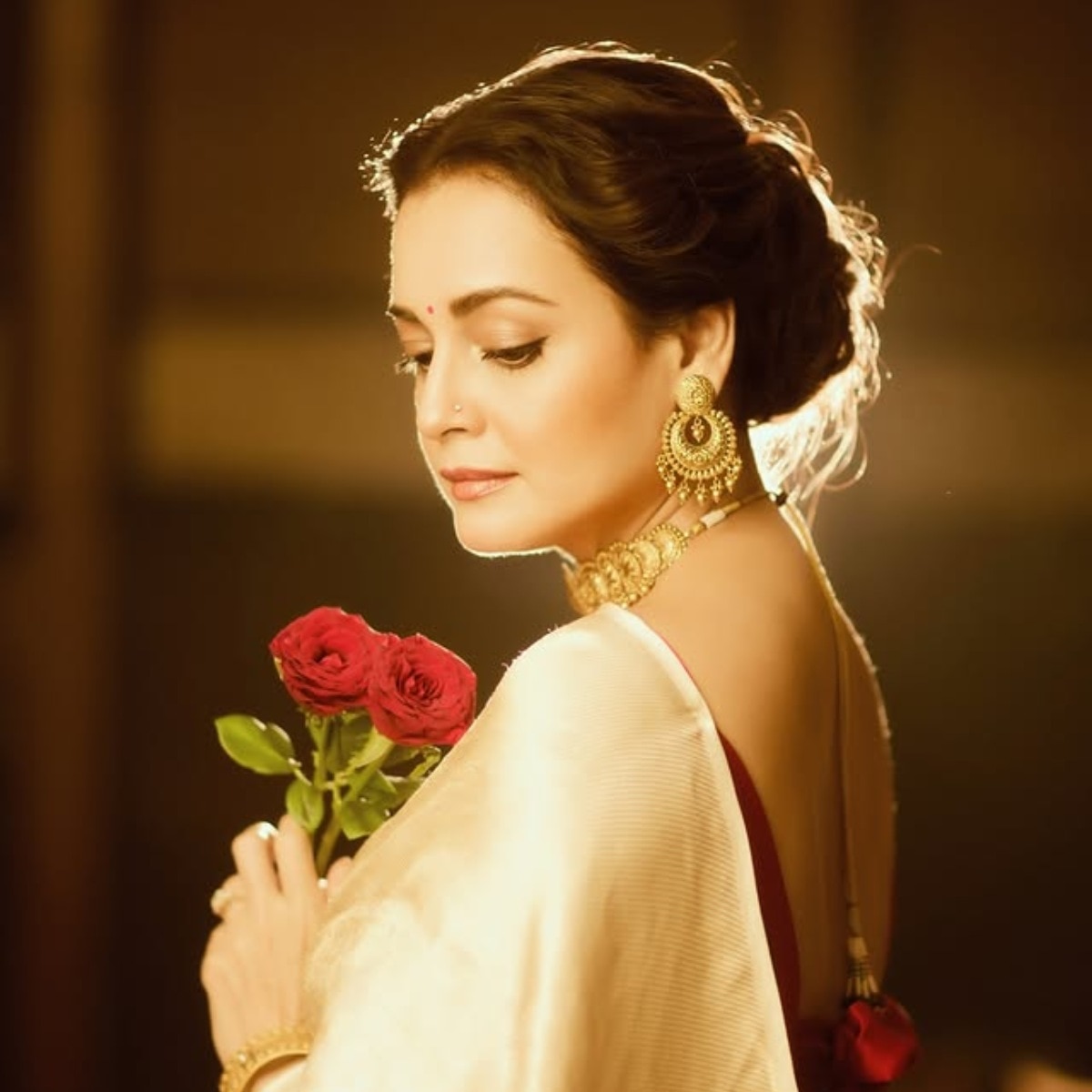 Dia Mirza recalls working hours