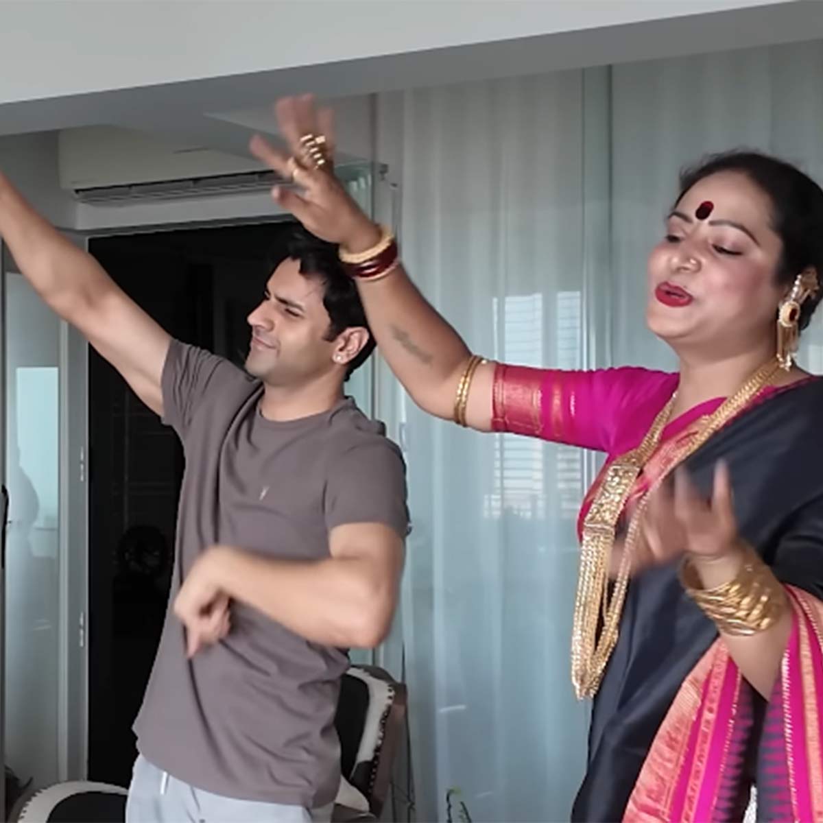 दिव्यांका-विवेक के घर आए किन्नर