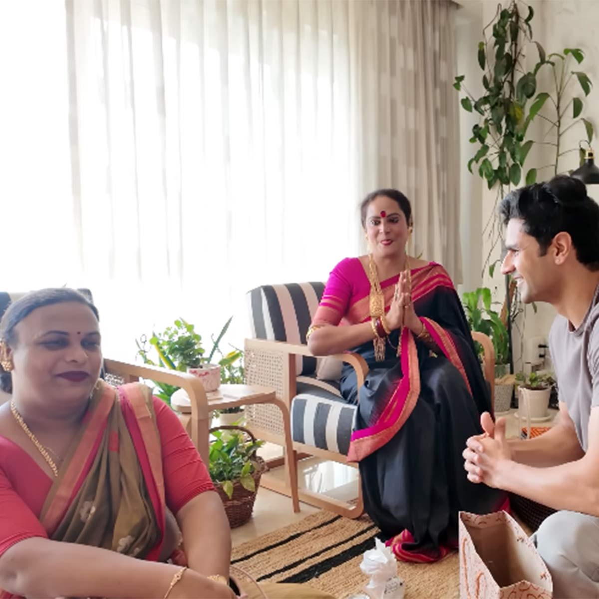 दिव्यांका-विवेक के घर आए किन्नर