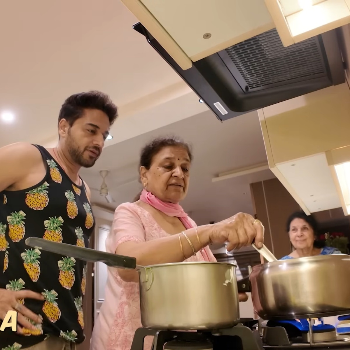 Gaurav Khanna new kanpur home vlog