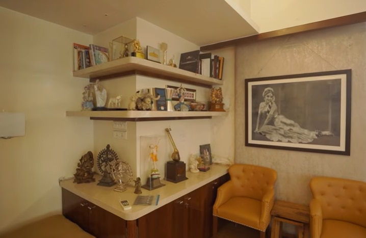 हेमा मालिनी