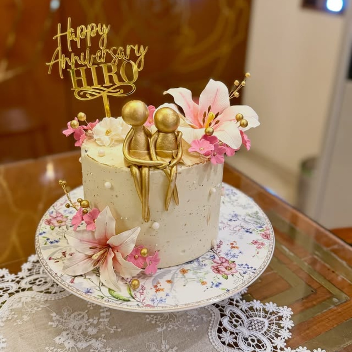 Hina Khan 1st anniversary