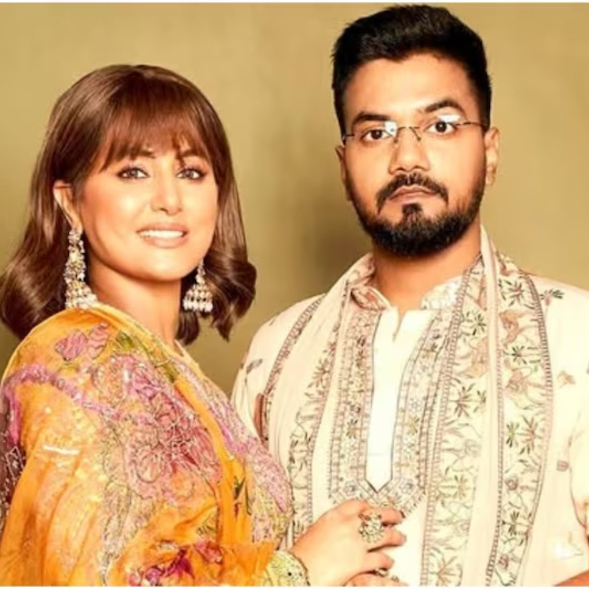 Hina Khan 1st anniversary