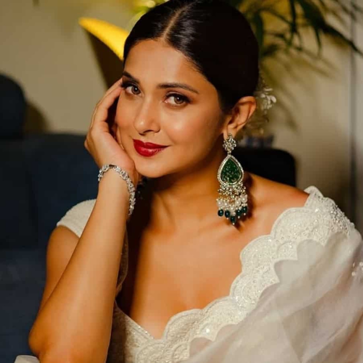 Jennifer winget goa house tour