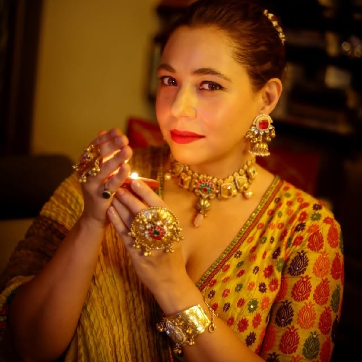 maanvi gagroo asked to compromise