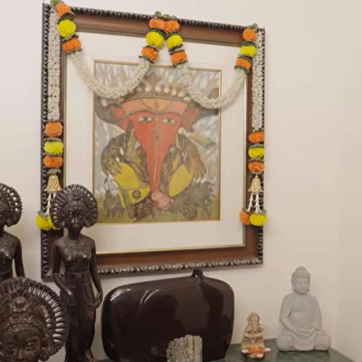 एक्ट्रेस मधु शाह का करोड़ों का घर