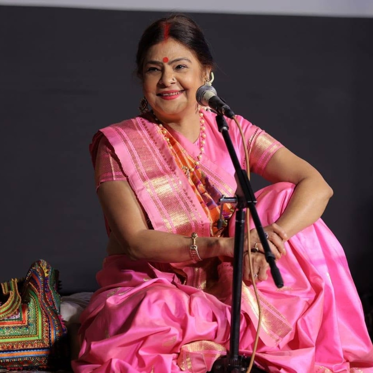 मालिनी अवस्थी ने झेली मुश्किलें